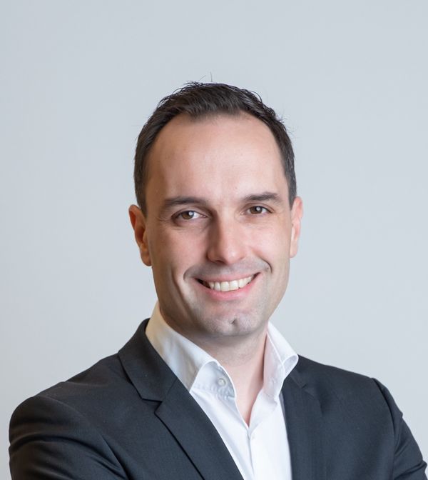 Chris Dimitriadis, Chief Global Strategy Officer